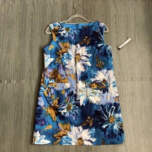 Tahari Katie Style Floral Pattern Lake Blue Dress with Pockets NWT
